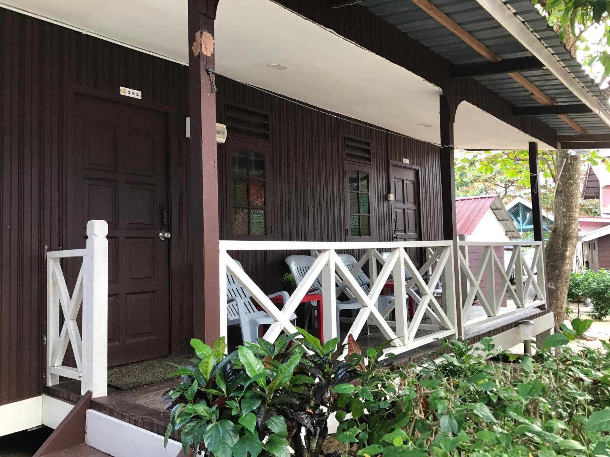 The Barat Perhentian Villa Kampong Pasir Hantu Exterior foto