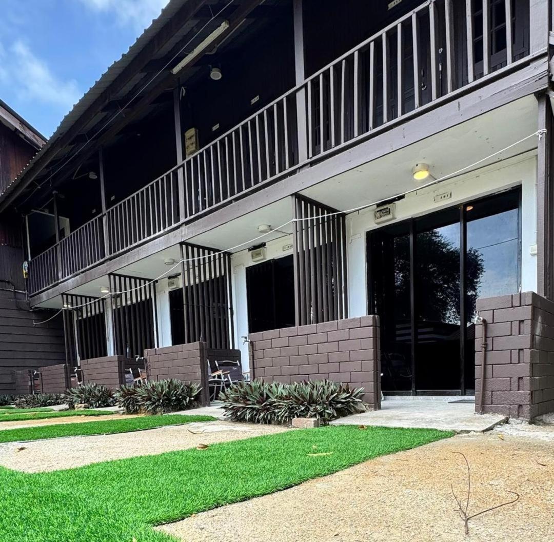 The Barat Perhentian Villa Kampong Pasir Hantu Exterior foto