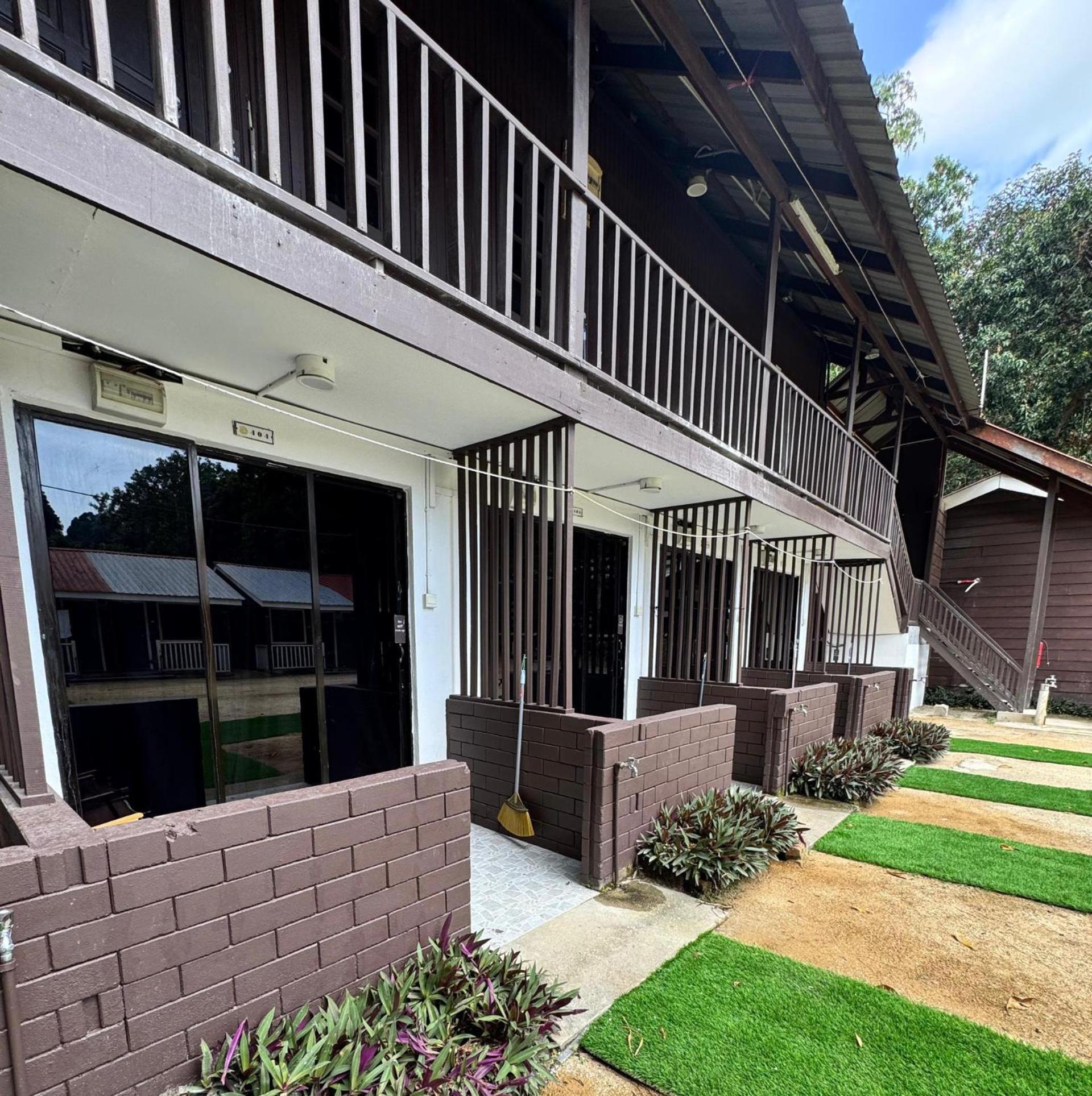 The Barat Perhentian Villa Kampong Pasir Hantu Exterior foto